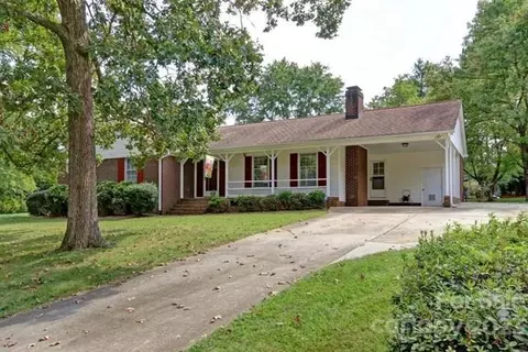 2 Old Farm Rd, Salisbury, NC 28147 photo 1