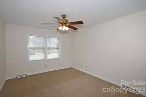 2 Old Farm Rd, Salisbury, NC 28147 photo 18