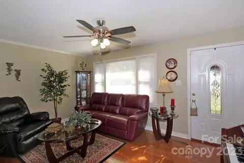 220 Dulin Ave, Salisbury, NC 28146 photo 5