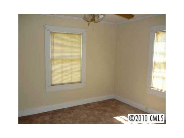 708 S Bragg St, Monroe, NC 28112 photo 4