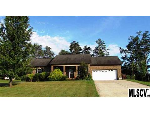 4868 Sandstone Dr, Conover, NC 28613 photo 1