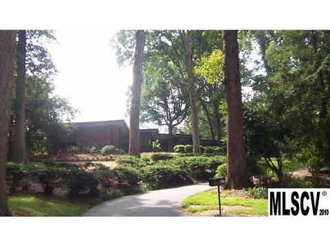 237 8th St, Conover, NC 28613 photo 1