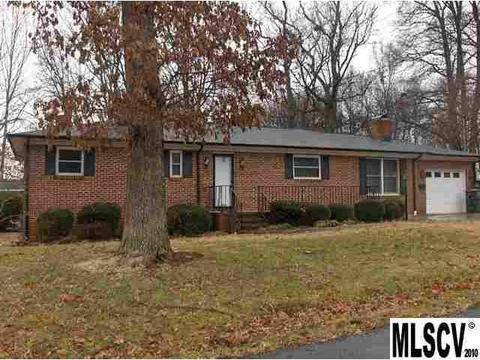 1106 4th Street Se Dr SE, Conover, NC 28613 photo 1