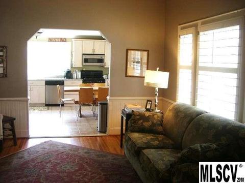 740 4th Ave Dr, Hickory, NC 28601 photo 4