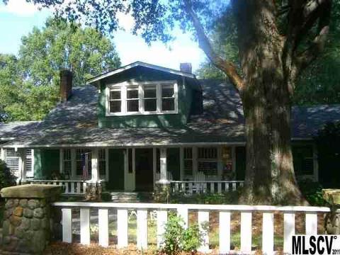 740 4th Ave Dr, Hickory, NC 28601 photo 2
