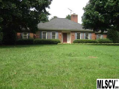 807 2nd Avenue Ne Dr NE, Conover, NC 28613 photo 1