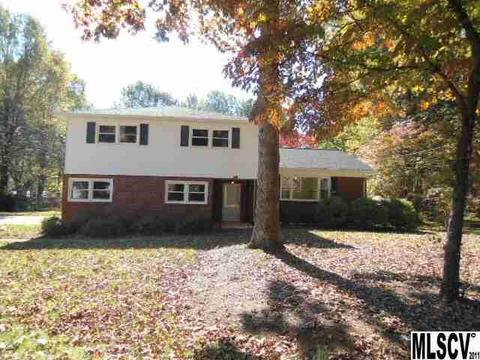 208 6th St, Conover, NC 28613 photo 1