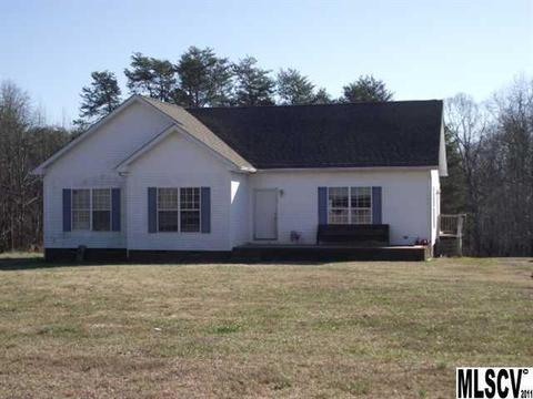 560 Mcclellan Ln, Hiddenite, NC 28636 photo 1