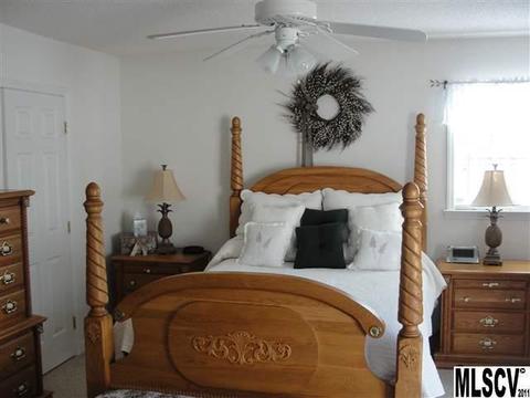 307 Mooreland Dr, Conover, NC 28613 photo 9