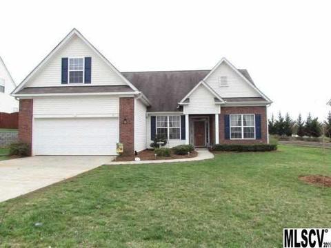 1129 Windy Hill Dr, Conover, NC 28613 photo 1