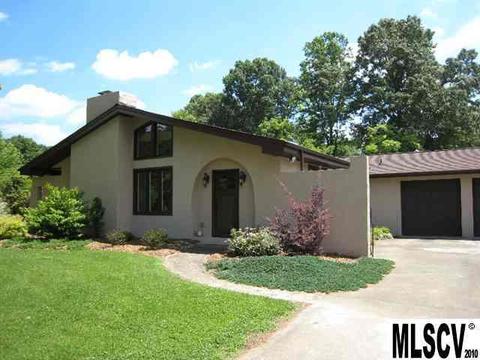 304 11th St, Conover, NC 28613 photo 1