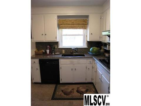 304 11th St, Conover, NC 28613 photo 3