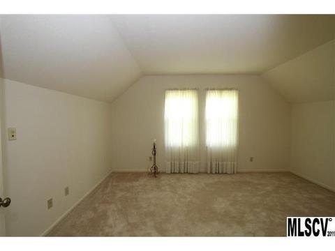 913 E Main St, Maiden, NC 28650 photo 6