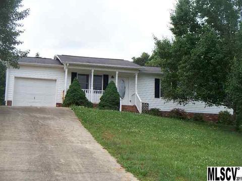 5477 Cedarbrook Ct, Conover, NC 28613 photo 1