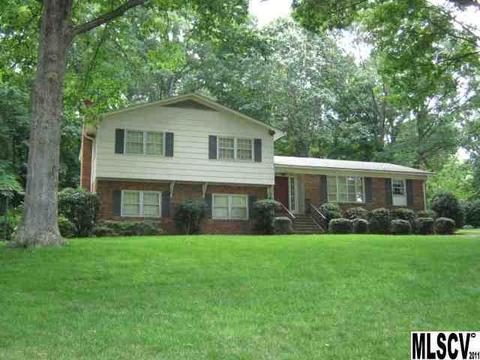 602 4th Ave, Conover, NC 28613 photo 1