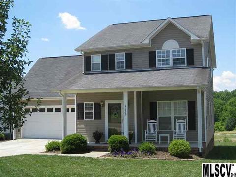 1623 Mayfair Dr, Conover, NC 28613 photo 1