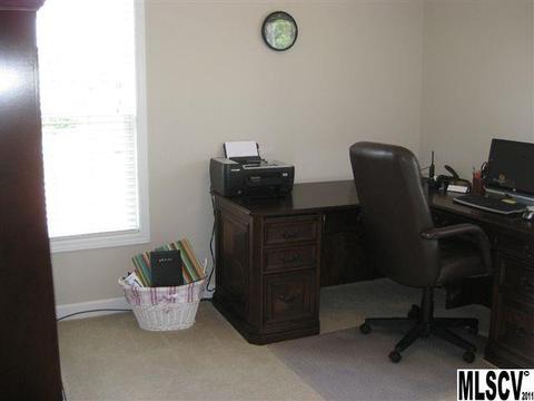 1623 Mayfair Dr, Conover, NC 28613 photo 9