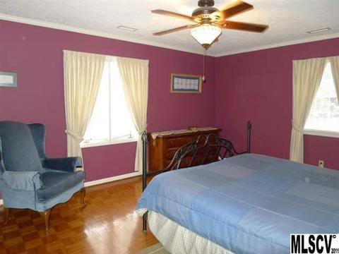 715 3rd Ave, Conover, NC 28613 photo 6
