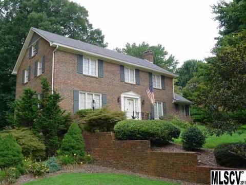 715 3rd Ave, Conover, NC 28613 photo 1