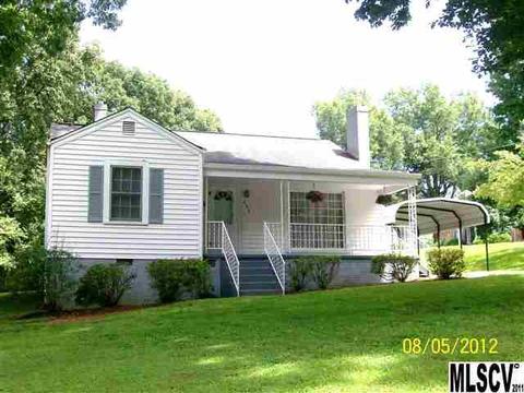 402 3rd St, Conover, NC 28613 photo 1