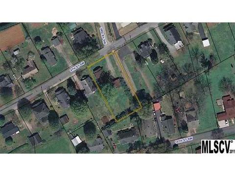 307 9th St, Conover, NC 28613 photo 4