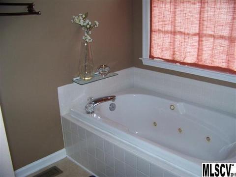 810 5th St, Conover, NC 28613 photo 10