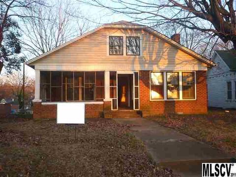 341 3rd St, Hickory, NC 28602 photo 1
