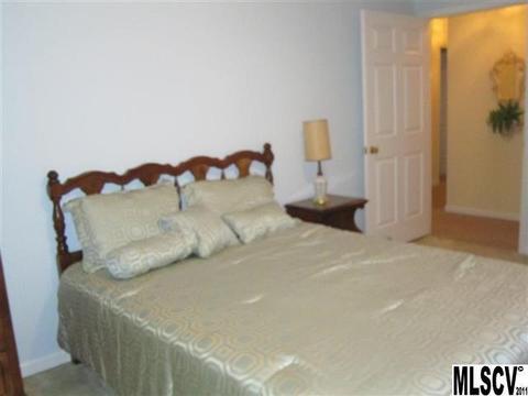 2322 Benjamin St, Morganton, NC 28655 photo 5