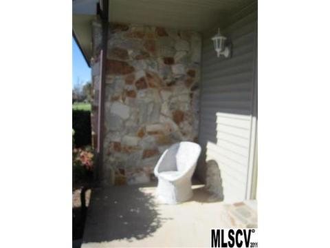 2322 Benjamin St, Morganton, NC 28655 photo 2