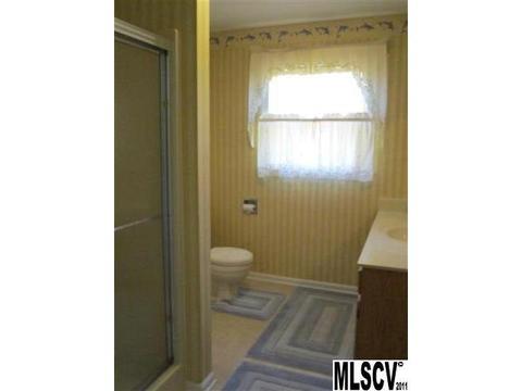 2322 Benjamin St, Morganton, NC 28655 photo 4