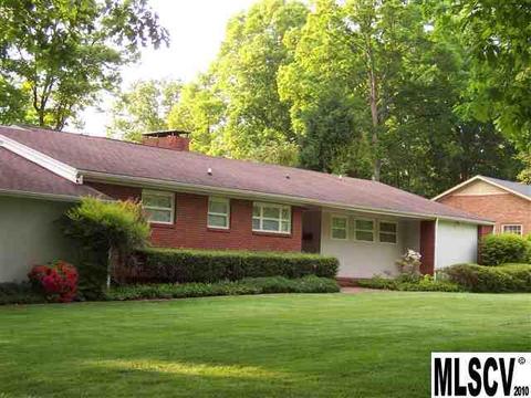 605 2nd Avenue Ne Pl NE, Conover, NC 28613 photo 1