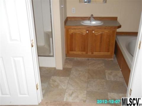4281 Security Ct, Hudson, NC 28638 photo 4