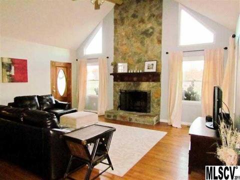 2077 Waterfall Ln, Conover, NC 28613 photo 13