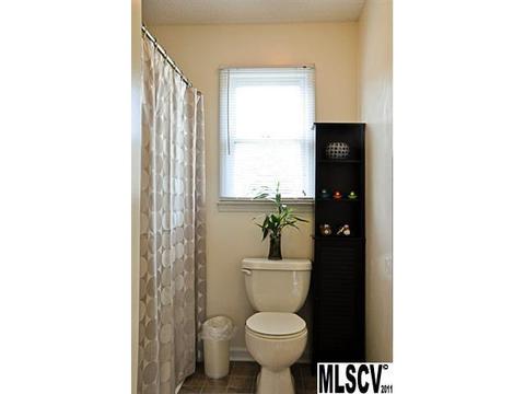 2077 Waterfall Ln, Conover, NC 28613 photo 9