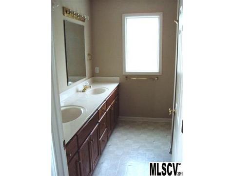 3308 Overbrook Dr, Conover, NC 28613 photo 6
