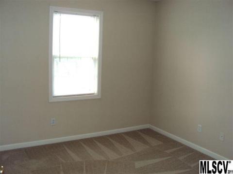 3308 Overbrook Dr, Conover, NC 28613 photo 8