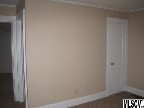 315 4th Ave, Conover, NC 28613 photo 5