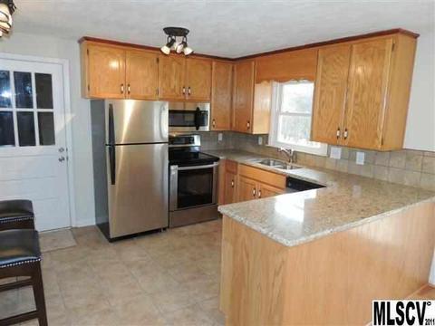 451 27th Avenue Nw Cir NW, Hickory, NC 28601 photo 13