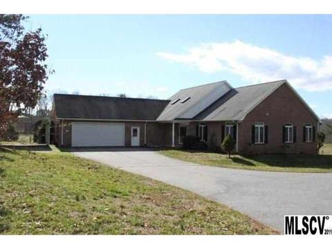 105 King Sprinkle Rd, Hiddenite, NC 28636 photo 1