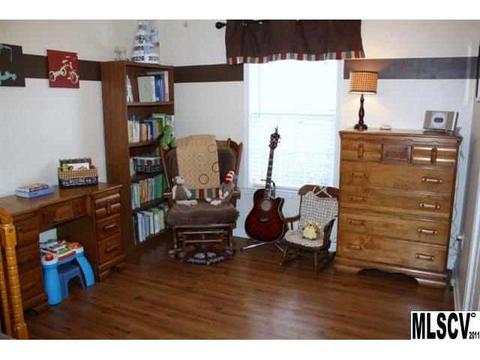1870 Green Leaf Ct, Conover, NC 28613 photo 4