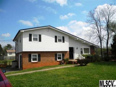 5094 Clearview Ct, Conover, NC 28613 photo 1