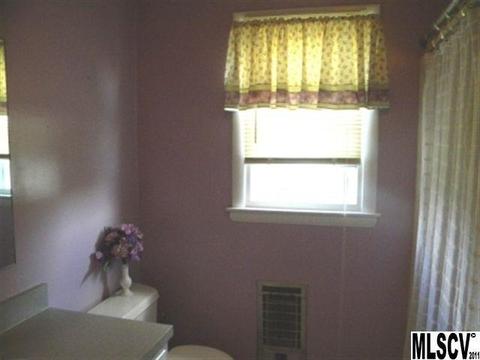 5094 Clearview Ct, Conover, NC 28613 photo 4