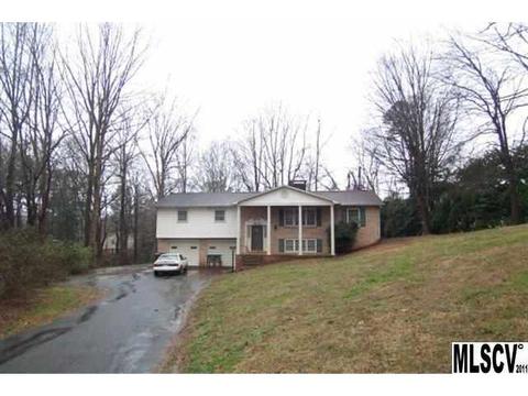 5625 Mountainside Ct, Hickory, NC 28601 photo 6