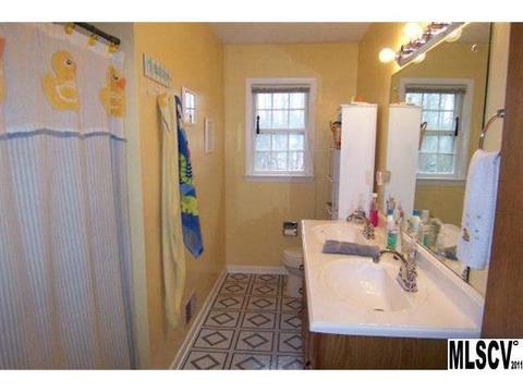 5625 Mountainside Ct, Hickory, NC 28601 photo 11