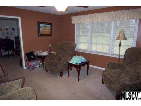5625 Mountainside Ct, Hickory, NC 28601 photo 9