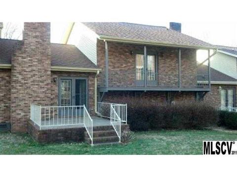 610 6th Street Ne Cir NE, Conover, NC 28613 photo 3