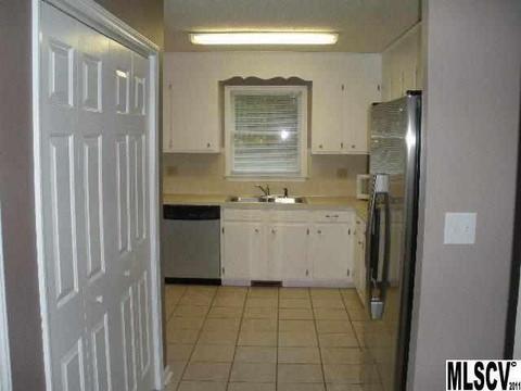2469 Side Ln, Conover, NC 28613 photo 8