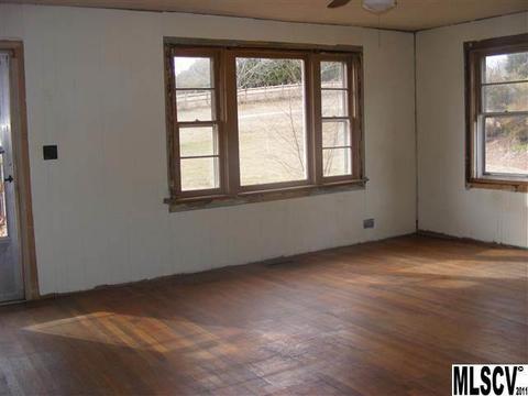 1739 Goble Rd, Hiddenite, NC 28636 photo 3