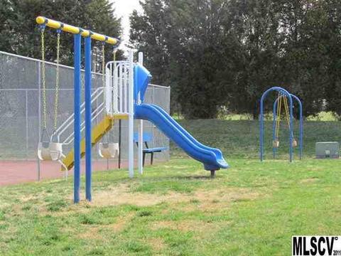 102 Brandywine Dr #X4, Conover, NC 28613 photo 10