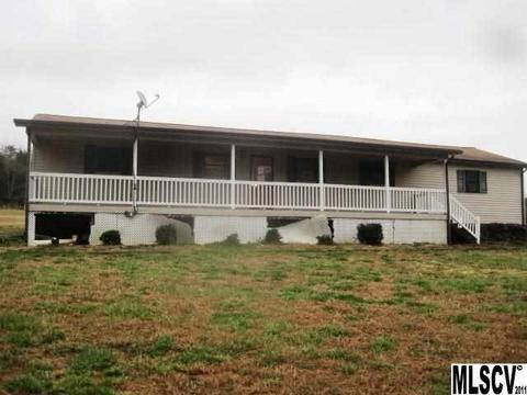 1982 Viewpoint Rd, Newton, NC 28658 photo 1